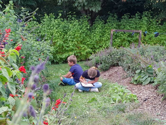 Atelier dessin au jardin Adeline Chozard PNRPL