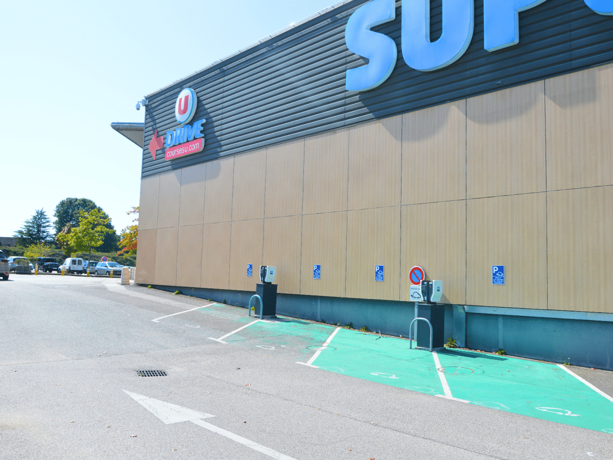 Borne de recharge pour véhicules électriques - Freshmile - Nexon