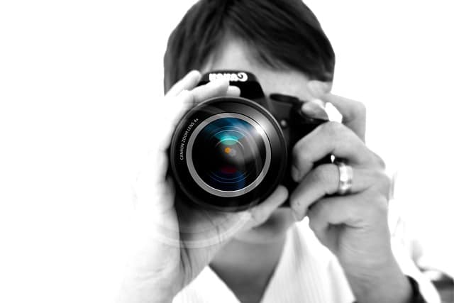 photographer-67127_640