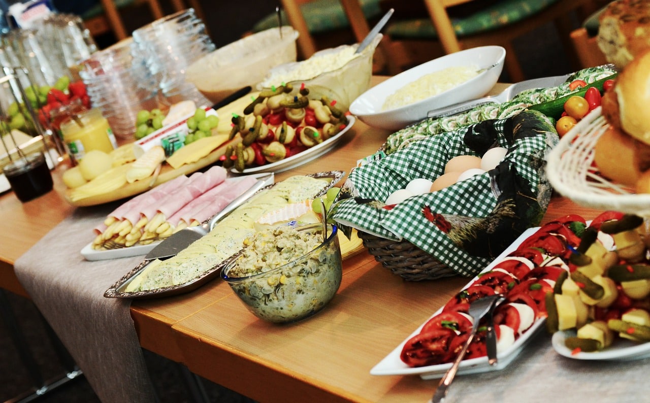 buffet-974742-1280-4