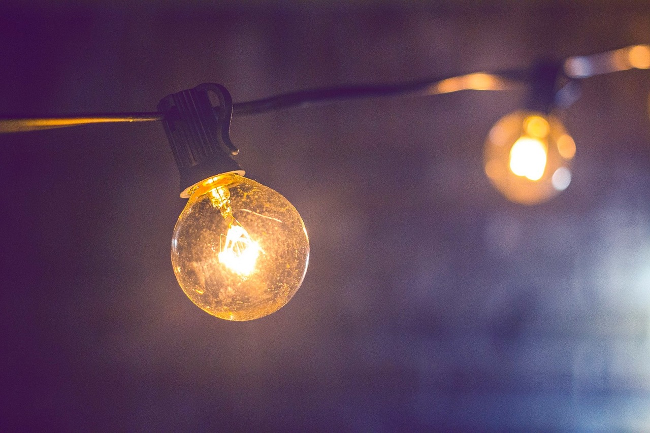 pexels-light-bulb
