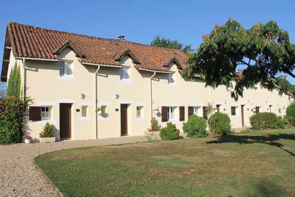 Front view redimensionnée