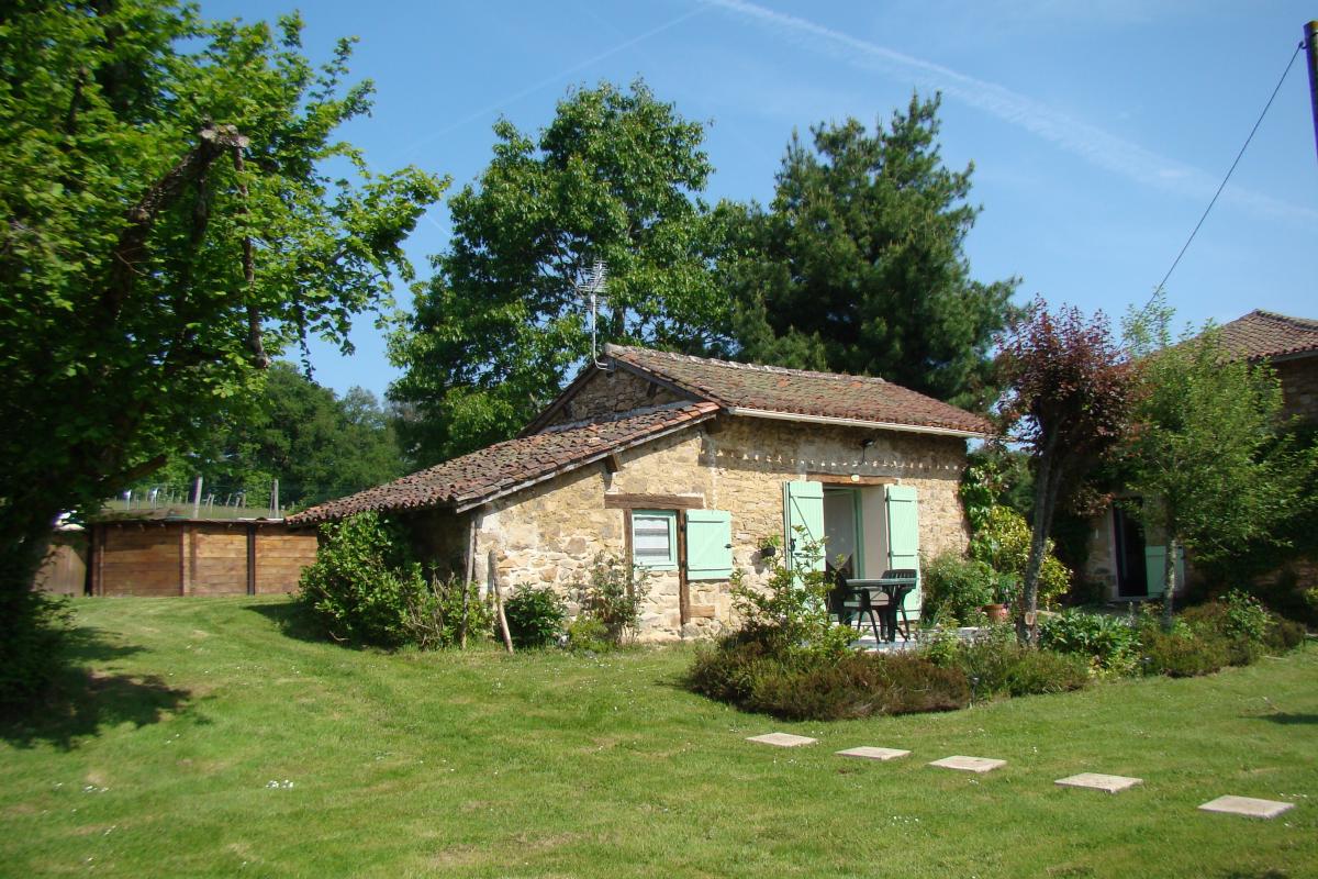 Chambre d'hôtes "Bellevue" à Saint Priest sous Aixe en Haute-Vienne (Nouvelle Aquitaine)_1