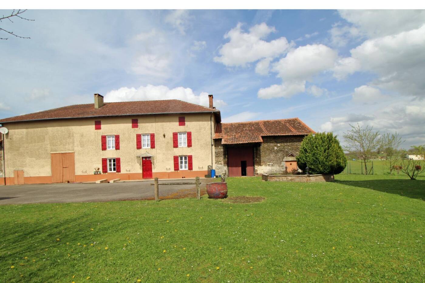 Gite de Cros sur la commune de Champsac en Limousin_1