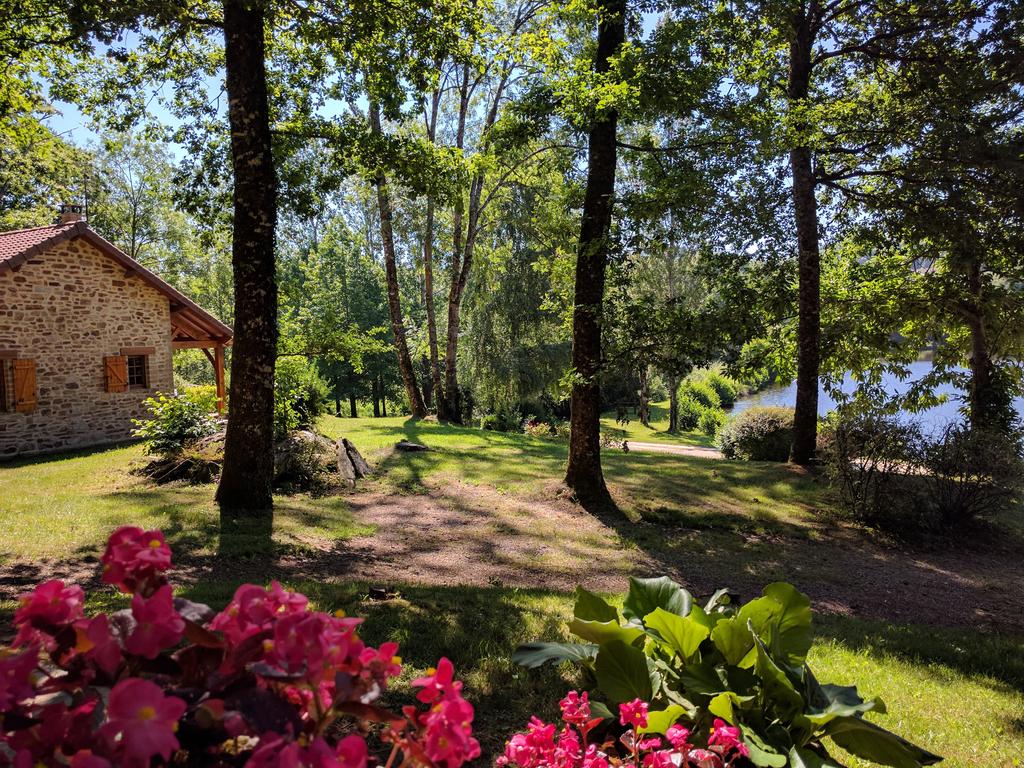 Gite Les Chataigniers à Cussac Hameau de La Maridele en Haute-Vienne_1