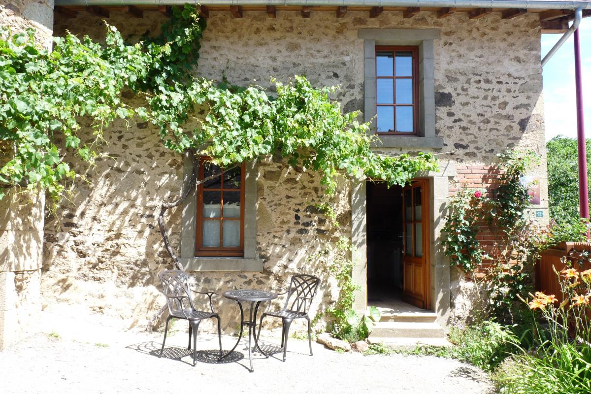 Gite "la maison de Marie" sur la commune de Rochechouart en Haute-Vienne (Nouvelle Aquitaine)_1