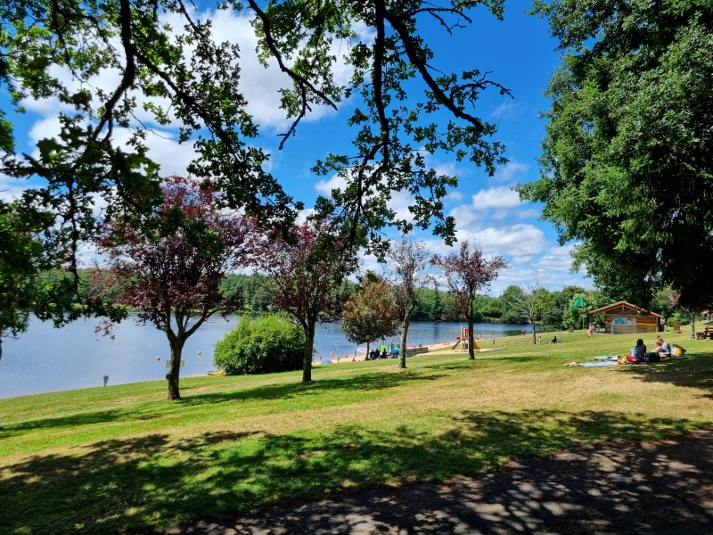 StMathieu_lac_ombre800x600