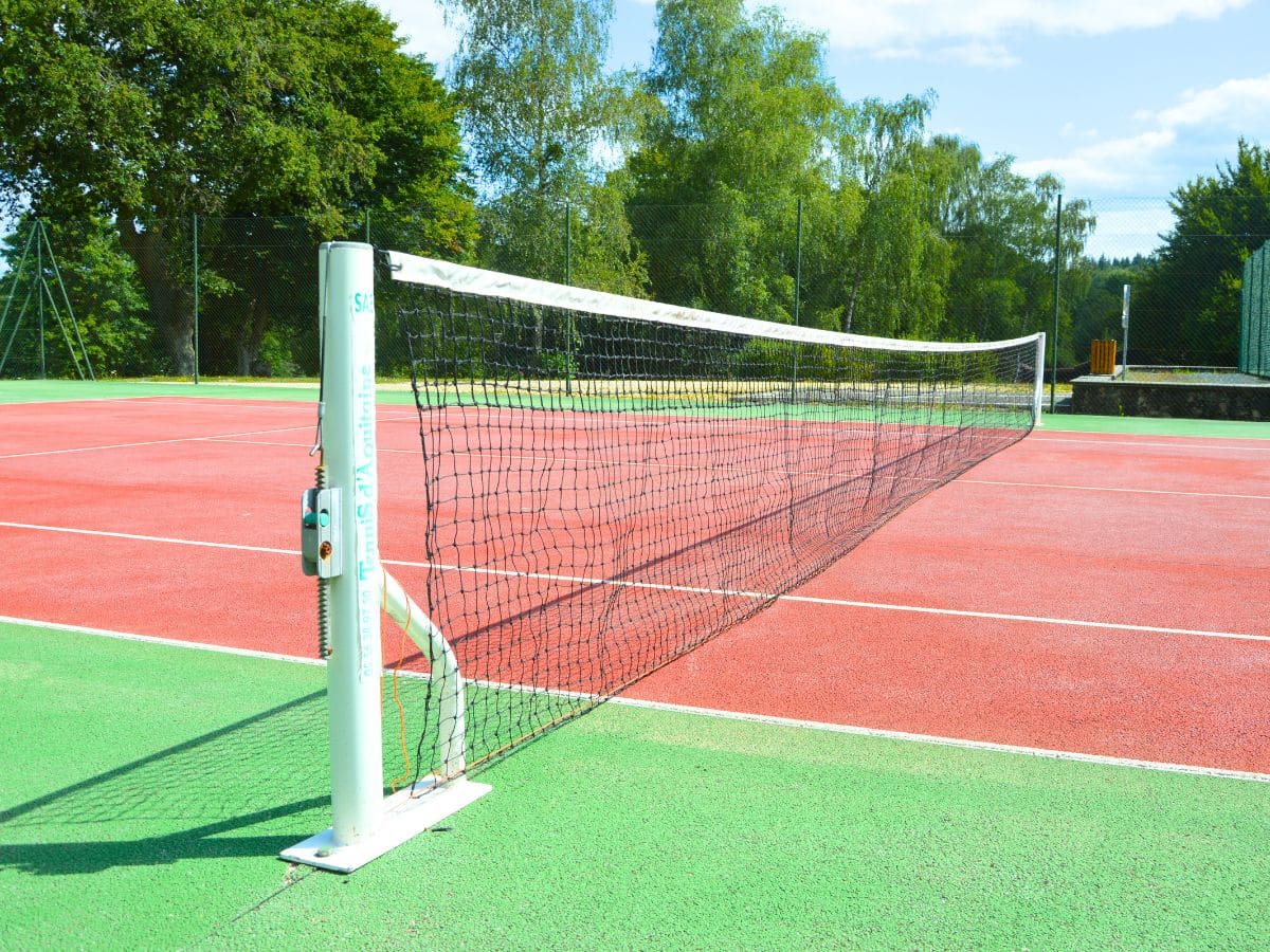 Court de Tennis - Les Cars