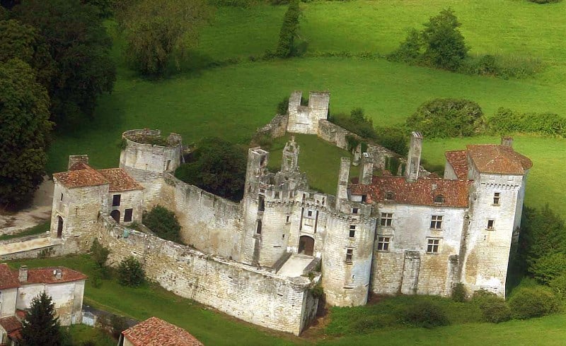 chateau