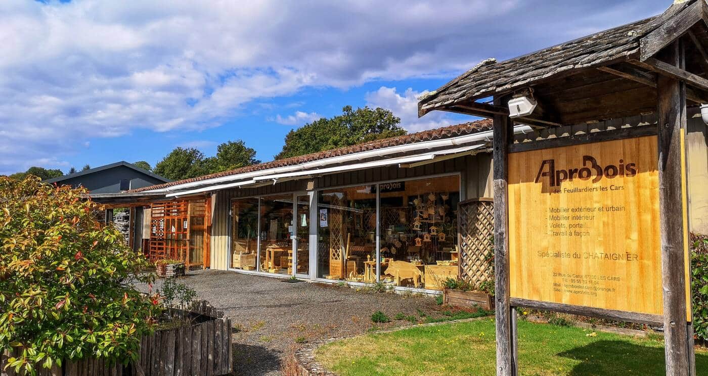 devanture-magasin-aprobois-les-cars